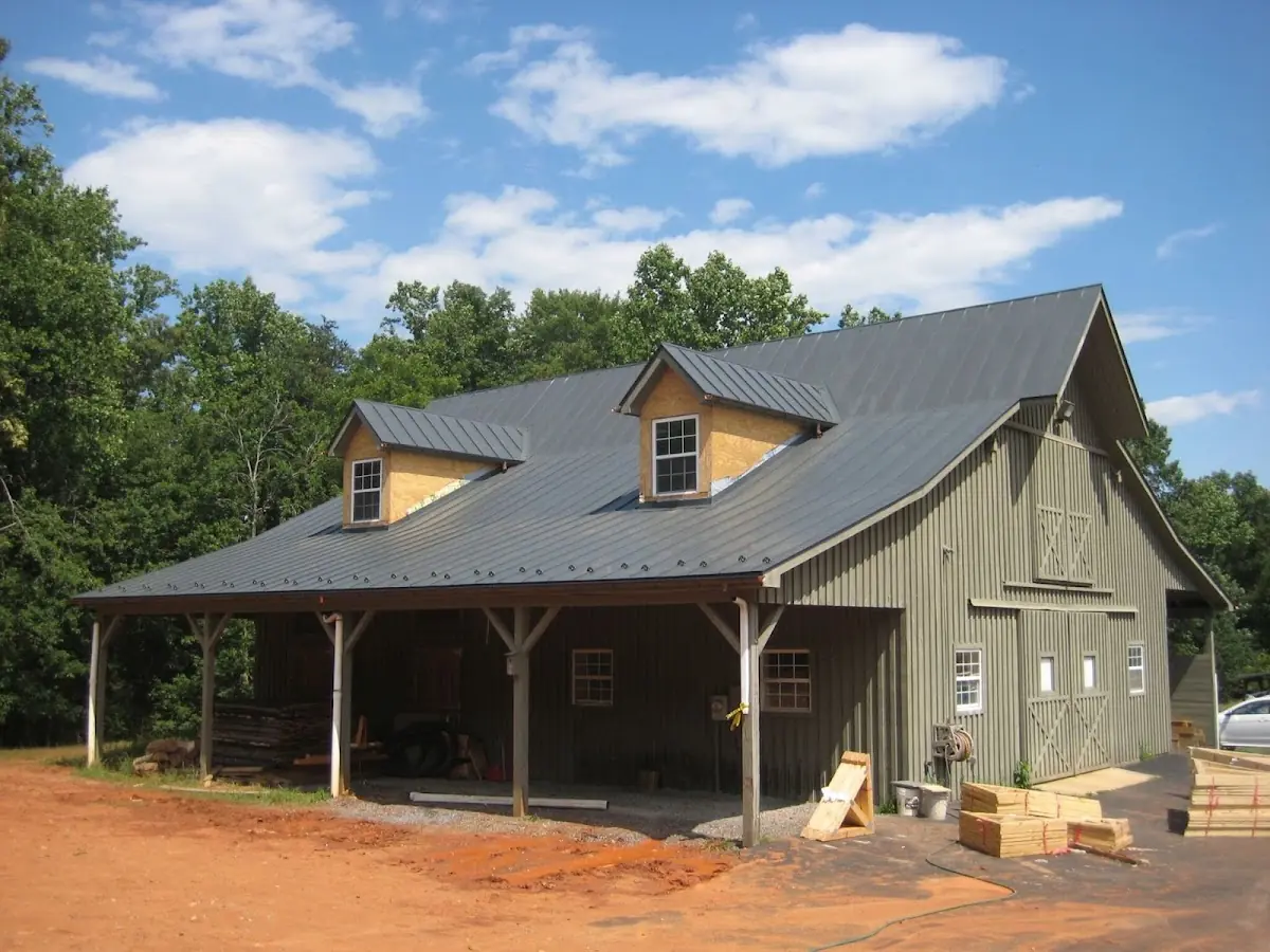 Expert Emergency Roof Leak Repair workmanship in Huntington Farms